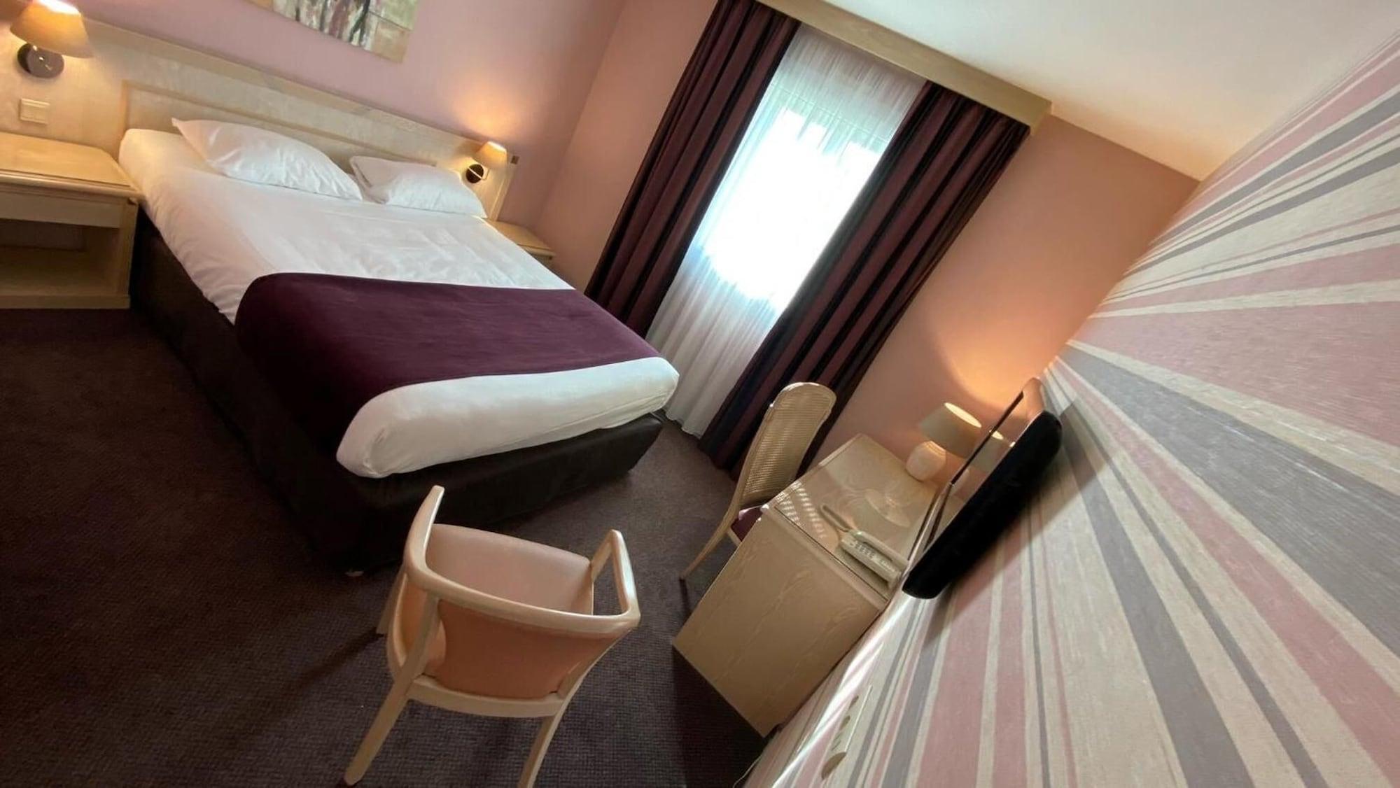 Le Manoir Hotel Orchies Kültér fotó