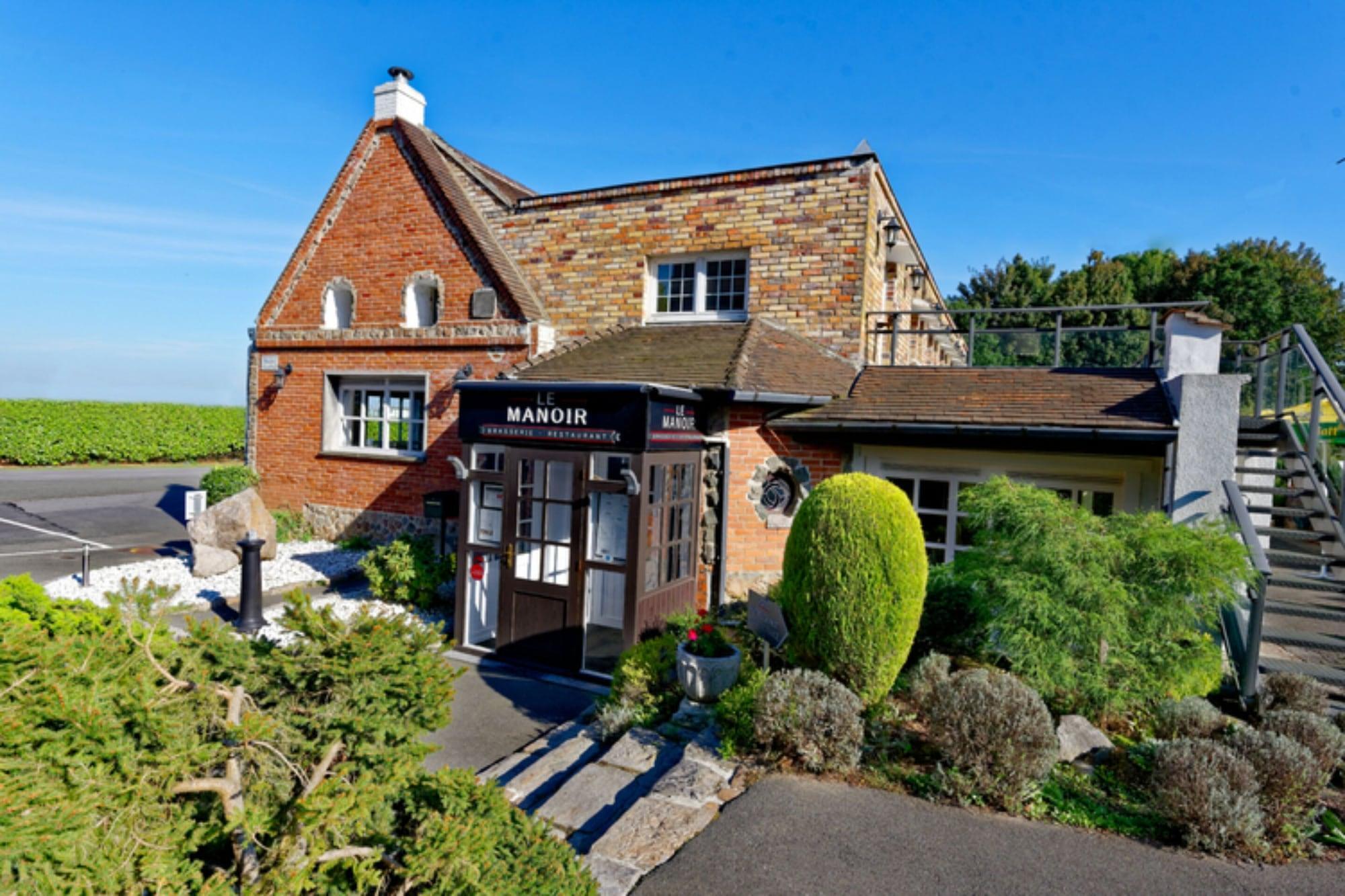 Le Manoir Hotel Orchies Kültér fotó