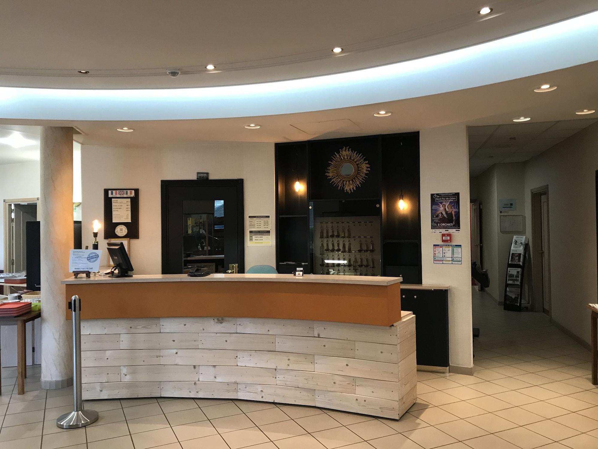 Le Manoir Hotel Orchies Kültér fotó